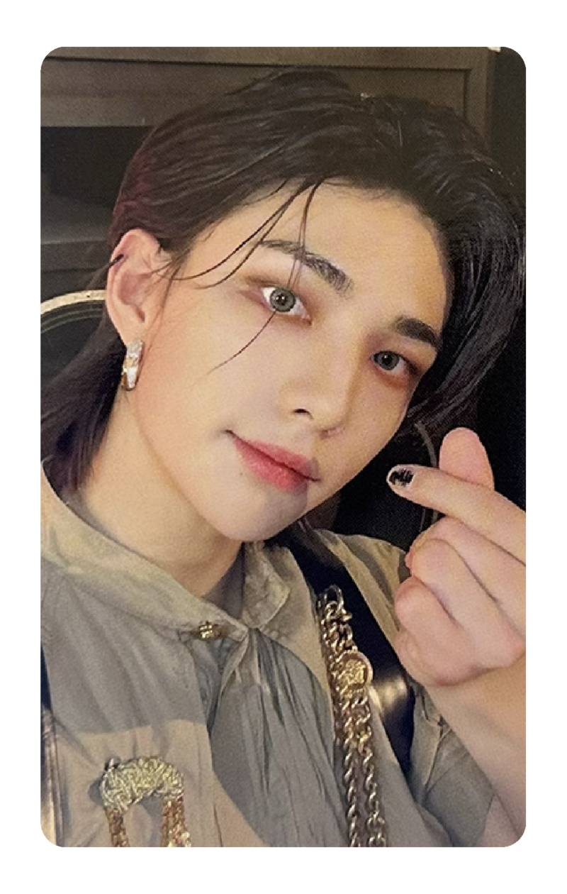 HYUNJINSET_ROCKSTAR.png